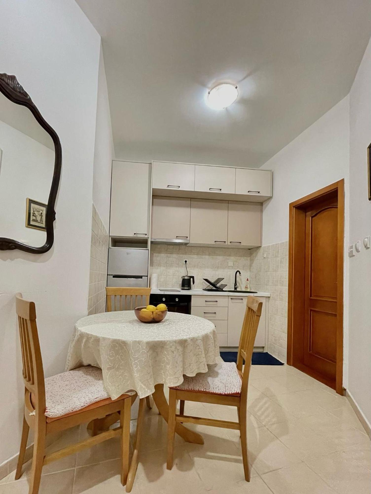 Apartment Kralj Kotor Ngoại thất bức ảnh